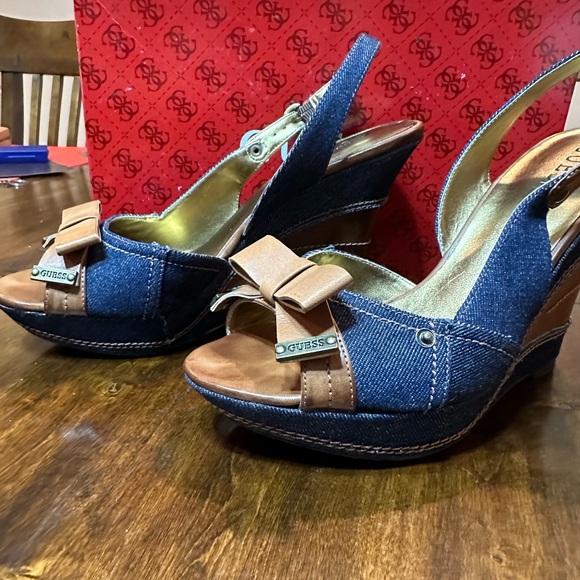 Guess denim wedges - Picture 2 of 3